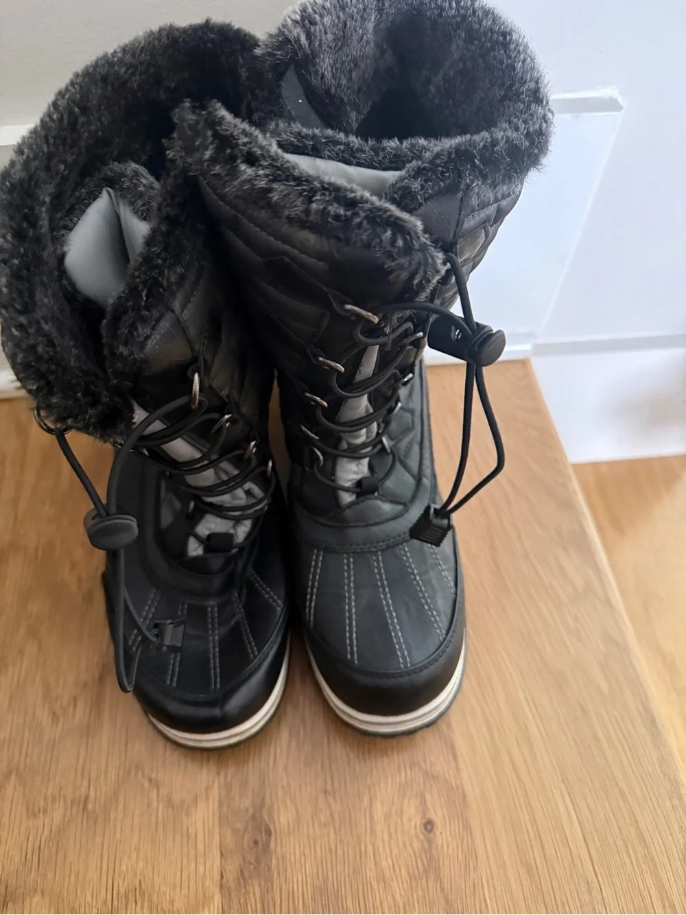 totes Black Women's Insulated Winter Lace-Top Boots